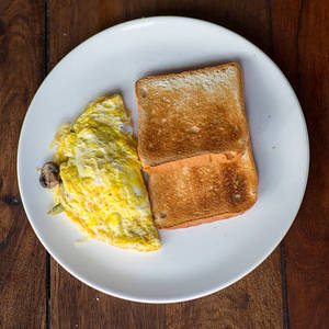 2 Egg 0melette N Brown Bread [12 Grams Protein]