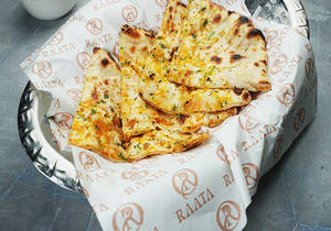 Masala Stuffed Kulcha