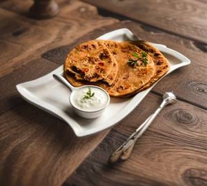 Aloo Pyaz Paratha