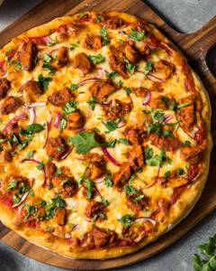 Teekha Chicken Pizza