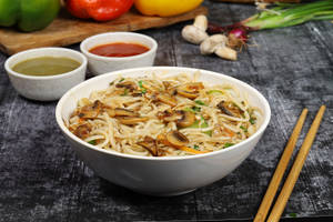 Mushroom Fried Noodles
