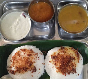 Ghee Karam Idly