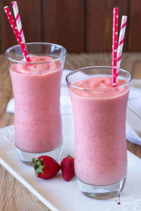 Strawberry Shake [1 Glass]