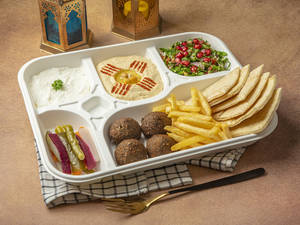 Falafel & Hummus Meal Box