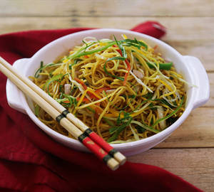 Veg Hakka Noodles