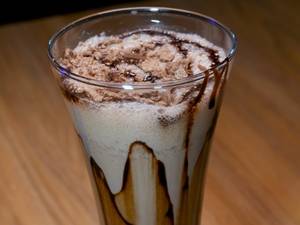 Kit Kat Milk Shake
