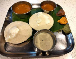 Loni Idli