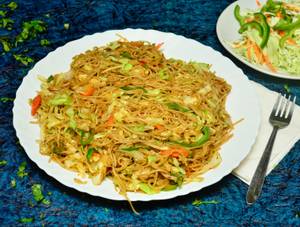 Veg Chowmein 