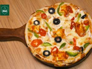 Kadhai Paneer Pizza