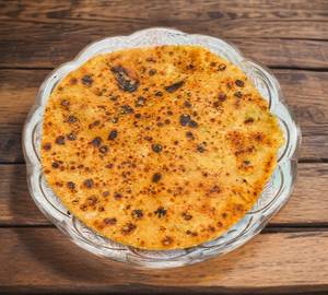 Paneer Paratha with pickle (1 pc)
