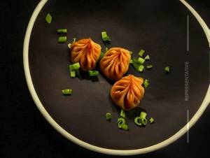 Paneer kurkure momos