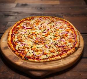 Onion and paneer pizza