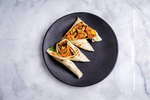 Paneer shawarma roll