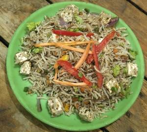 Paneer fried rice