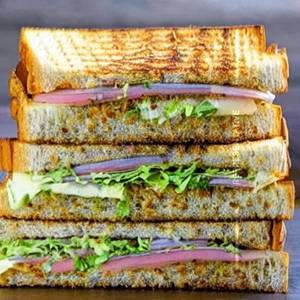 Jain Cheese Chutney Sandwich