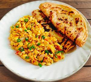 Egg Bhurji with 2 Tawa Paratha