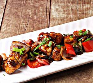 Schezwan Chilli Paneer ( with GARLIC)
