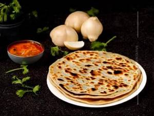 Aloo pyaj parantha