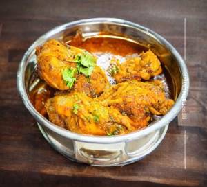 Dhaniya Adraki Chicken