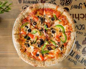 Classic Italian Pizza