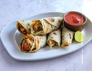 Chicken Malai Tikka Egg Roll