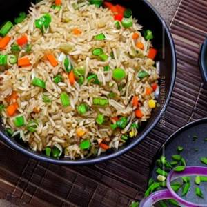 Veg Chilly Garlic Fried Rice