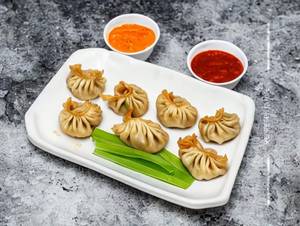 Chicken cheese momos[fried]