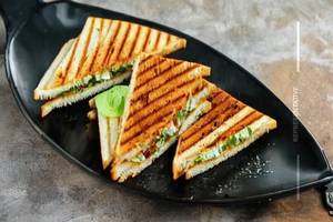Grilled Masala Sandwich