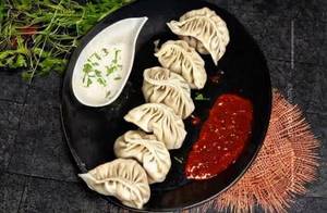 Chicken afghani momos