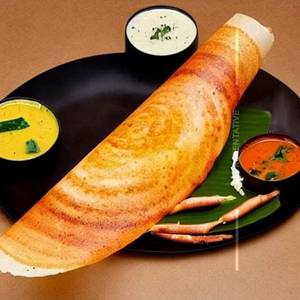 Butter masala dosa