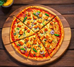 Tandoori paneer pizza