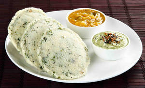 Ghee Rava Idli (1)
