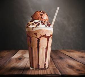 Ferrero Rocher Thick Shake                              