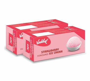 Strawberry I/c (700 Ml Party Pack 1+1)