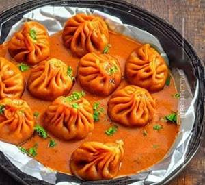 Paneer Gravy Momos
