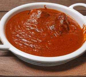 CHICKEN BUTTER MASALA