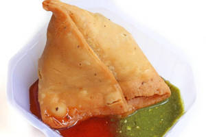 Pyaz Samosa