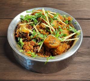 Aloo Gobi Adrakwala