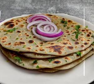 Aloo pyaz paratha