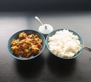 Steamrice with chickencurry