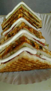 Garlic Bread Sandwich