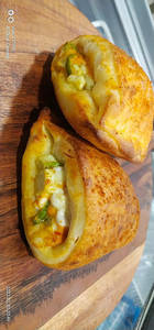 Veg Cheese Paneer Pocket