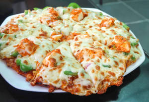 Cheese Paneer Pizza [7 Inches]