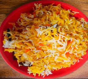 Chicken Dum Biryani half
