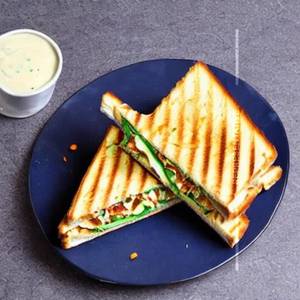 Paneer pyaz sandwich