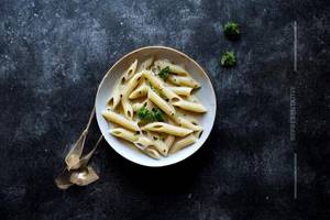 Penne Alfredo pasta