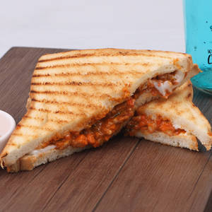 CHICKEN TIKKA SANDWICH