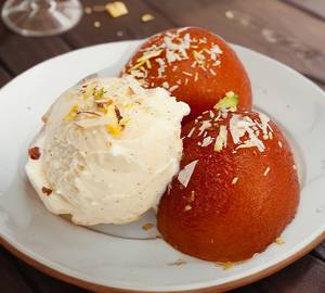 Gulab jamun with ice cream