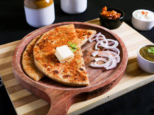 Onion Masala Paratha