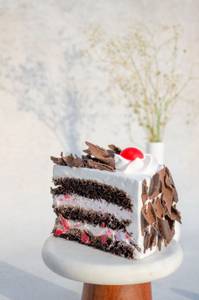 Black forest fresh cream [1 piece]